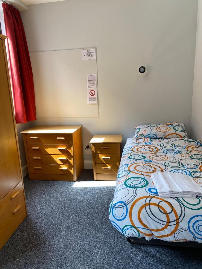 לונדון Charming Rooms For Students Only, Cricklewood Lane - Sk מראה חיצוני תמונה