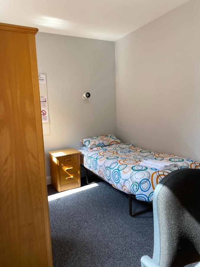לונדון Charming Rooms For Students Only, Cricklewood Lane - Sk מראה חיצוני תמונה
